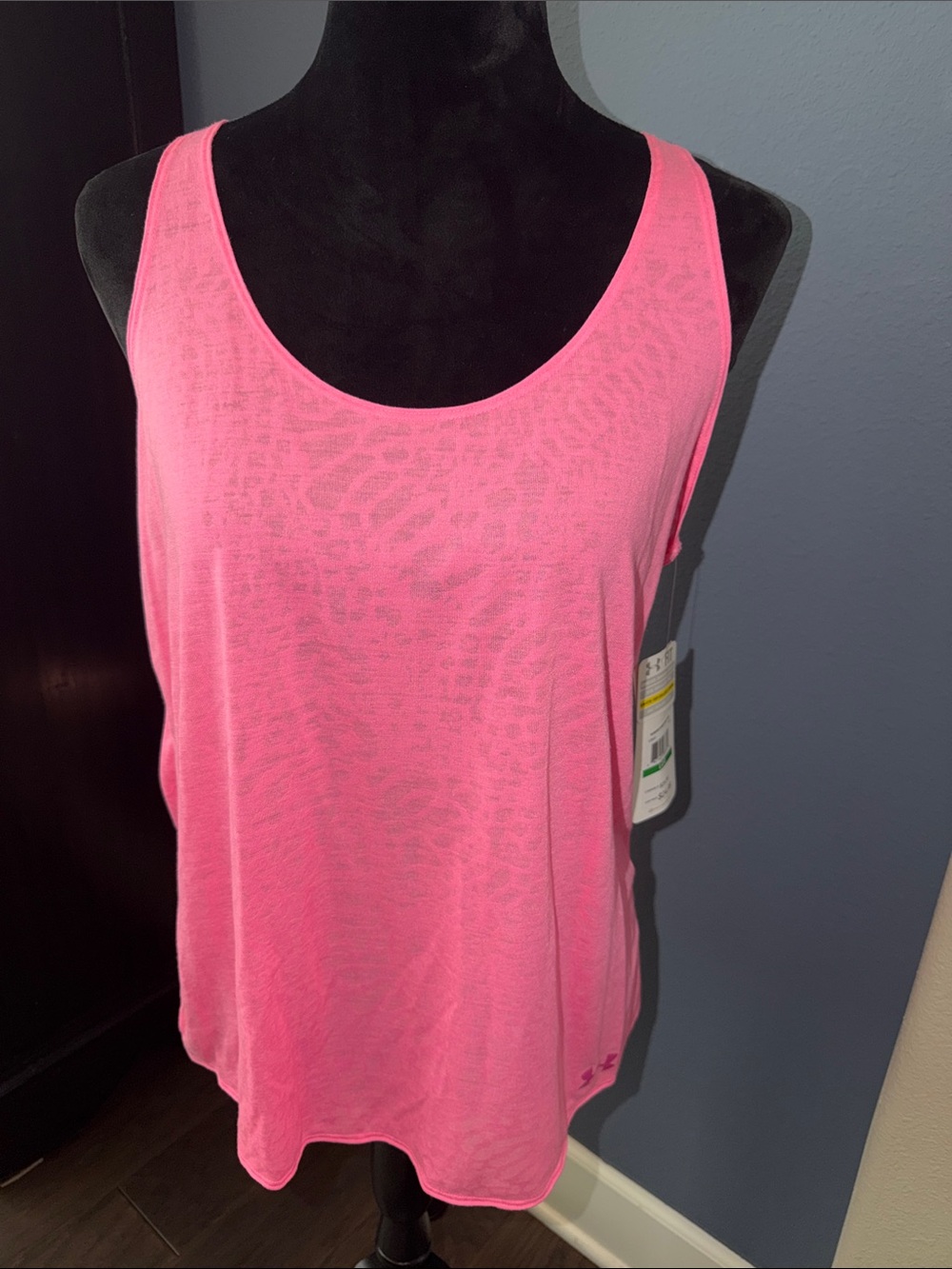 Under Armour Neon Pink Scoop Neck Tank Top